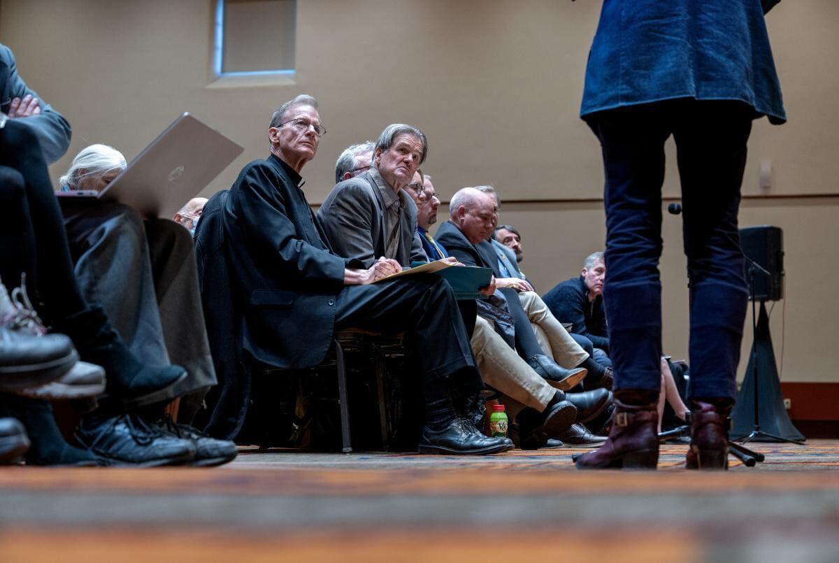 Crowd turns out for town hall on plutonium pits, nuclear waste storage